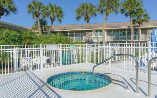 Saint Armands Key Apartamento | King Bed - Walk to St. Armand's Circle and Lido Beach in Minutes!