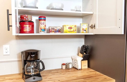 Rapid City Casa | ⁑King Bed⁑Whirlpool Tub⁑Covered Patio⁑Near Playground⁑