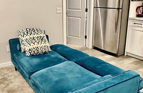 West Edmonton Casa | King bedroom Suite, Fireplace, near West Edmonton Mall