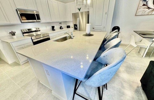 Davenport Casa | King Beds Lux Resort Disney Epcot Pool Gym Golf