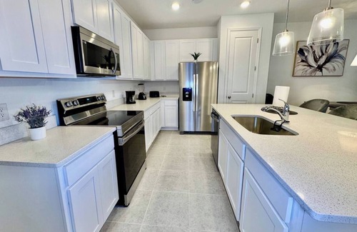 Davenport Casa | King Beds Lux Resort Disney Epcot Pool Gym Golf