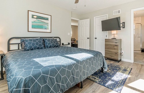 West End Casa | King Beds w/Own Baths! Prime Location!