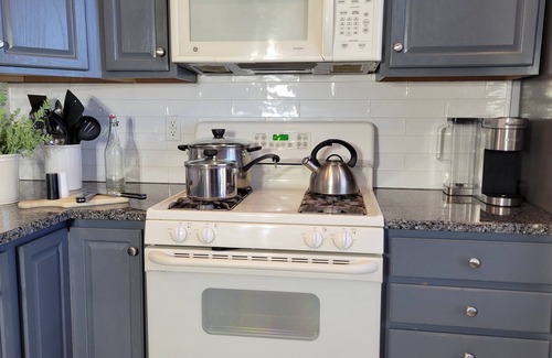Ocean Air Park Casa | King En Suite, Pool, Beach, 5 BR, 4 Bath,Free Parking, Game Rm, Sleep 13