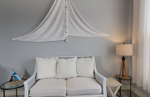Ocean Air Park Casa | King En Suite, Pool, Beach, 5 BR, 4 Bath,Free Parking, Game Rm, Sleep 13