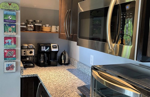Charlotte Street Apartamento | Cerca del centro (se puede caminar) y Biltmore Estates
