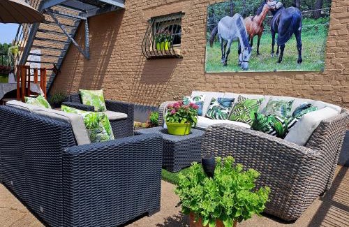 Zutendaal Apartamento | King of Gold Stables appartement met stalling voor 5 paarden