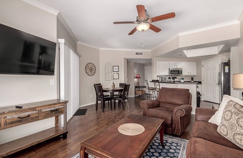 Villa De Paz Condominio | King, Queen & 2 Twins-Cardinals/Dodgers/Whites Sox Close w/Fitness, Heated Pool!
