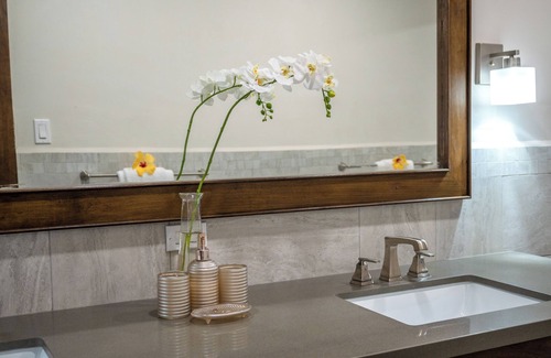 Armenia Apartamento | King Resort Suite in Cayo Belize