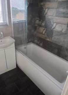 Hailsham Casa | King room near Eastbourne pets are welcome