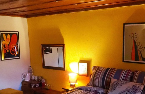 Gabrovo Cama Y Desayuno | Habitacion Doble-Baño con ducha-Vista al Jardín