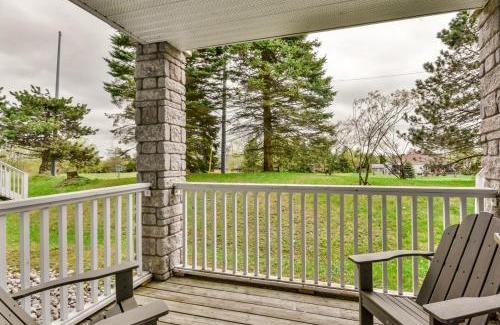 Oro-Medonte Apartamento | King Studio Suite heated Pool and Sauna