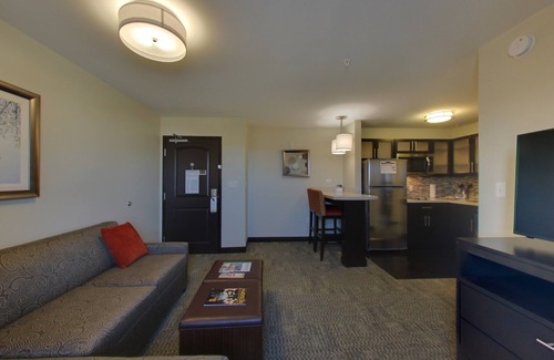 Madison Condominio | Suite King. Desayuno gratis. Piscina con tobogán. ¡Ideal para viajeros de negocios!