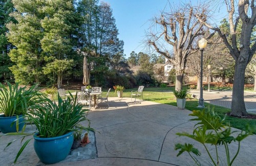 Salinas Casa | KING SUITE in Mansion Near Beach Monterey Carmel