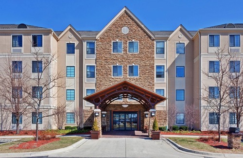 Glenview Condominio | Perfecto para viajeros de negocios | Suite contemporánea en Glenview