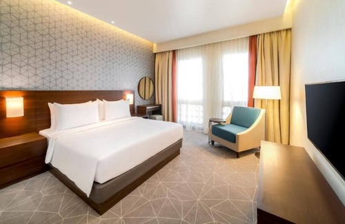Naif Apartamento | King Suite Near Reef Mall By Luxury Bookings