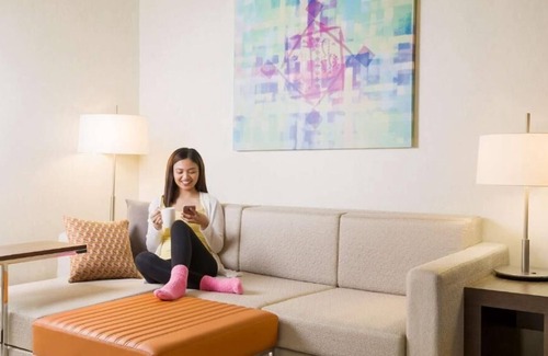 Naif Apartamento | King Suite Near Reef Mall By Luxury Bookings