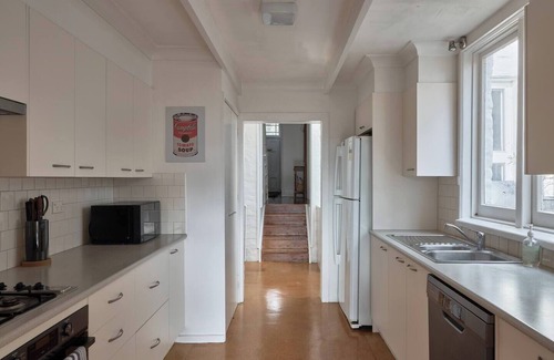 Fitzroy Casa | King William Terrace Classic Fitzroy Style