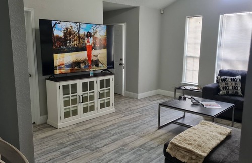 Fort Worth Casa | Kingbed 5 mins stockyards