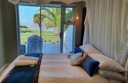 Velddrif Apartamento | Kingfisher by the river - self catering