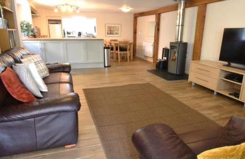 Whitland Casa | Kingfisher