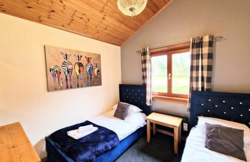 Warminster Casa | Kingfisher Lodge-HuntersMoon -Warminster-Longleat-Bath