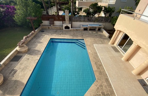 Caesarea Villa | Kingfisher Villa, Caesarea