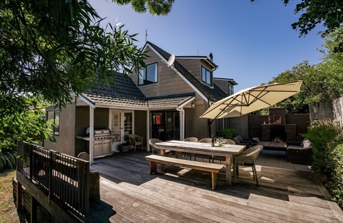 Wanaka Casa | Kings Drive - Wanaka Holiday Home