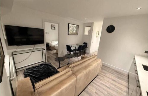 Reading City Centre Apartamento | Kings Lodge By Nivaas 1 : Two-Bedroom Deluxe Apartment