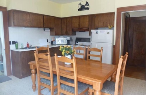 Ashfield-Colborne-Wawanosh Casa | Kingsbridge in the Country, near Lake Huron