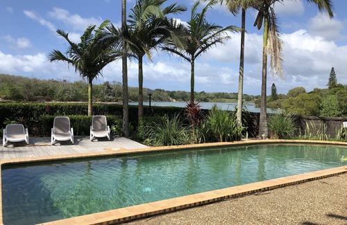 Kingscliff Apartamento | ¡NUEVO! Absolute Waterfront Sunrise Cove