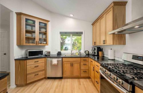 Oak Creek Casa | Kingsgate Escape