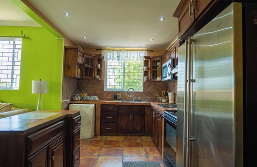 Eastwood Park Apartamento | Kingston - 2 Beds - 2 bathrooms - Pool - Parking