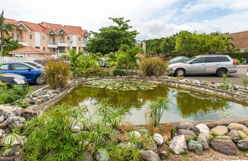 Barbican Apartamento | Kingston Most Centrally Located Two Bdrm