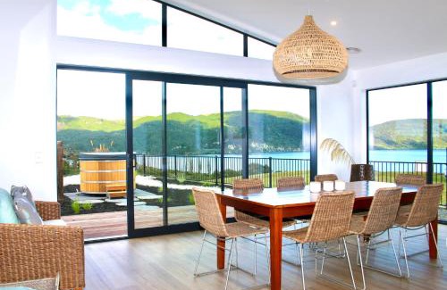 Kinloch Casa | Kinloch Lake View