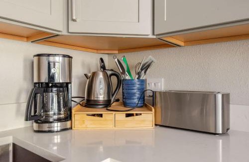 Kirkwood Casa | Kirkwood Studio Full Kitchen & Meadow Balcony