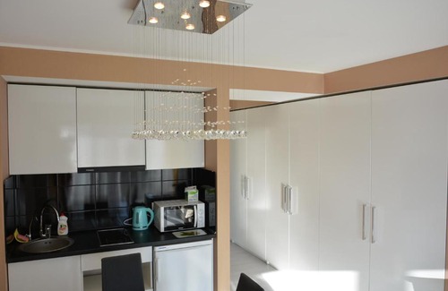 Dnipro Apartamento | Kirova 27D white DELUX studio