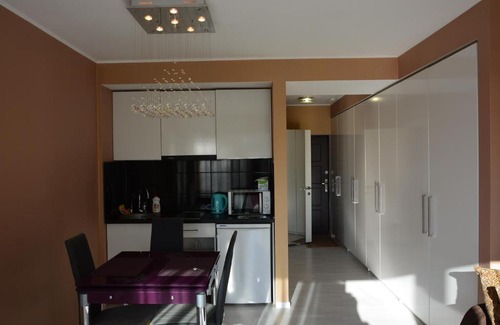 Dnipro Apartamento | Kirova 27D white DELUX studio