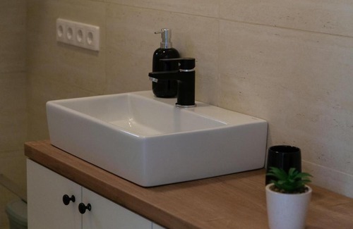 Nagyrev Apartamento | KisházadVendégház