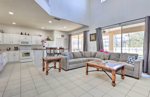 Seasons Casa | Kissimmee Home w/ Pool < 9 Mi to Disney World!