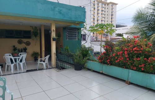 Batista Campos Apartamento | Kit net well located in the center.