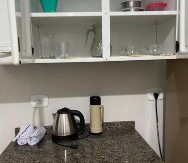 Nova Esperanca Apartamento | kitinet em nova esperança Wifi e Ar condicionado