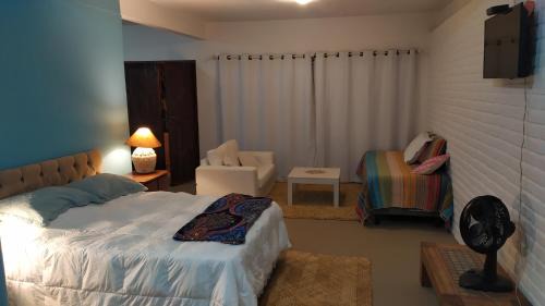 Piata Apartamento | Kitinete amplo e aconchegante ao pé da serra