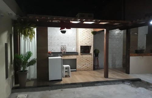 Centro Casa | Kitinetes - com WiFi - frigobar - TV- Cozinha completa