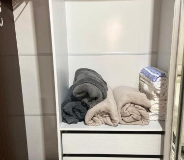 Santarem Apartamento | Kitnet com quarto amplo e cozinha Santarém- Pará