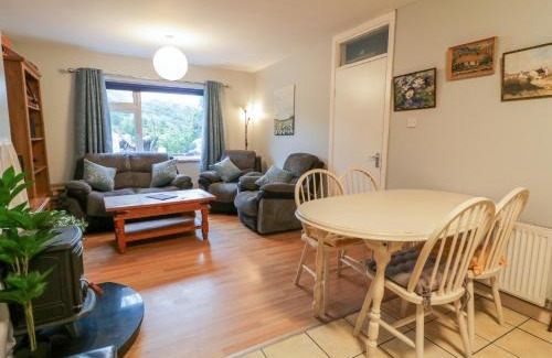 Carrick Casa | Kits Cottage