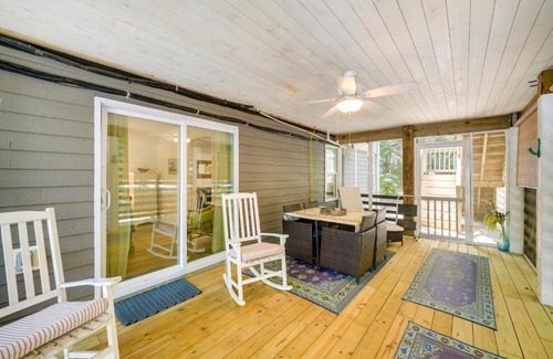 Southern Shores Apartamento | Kitty Hawk Vacation Rental with Pool and Hot Tub