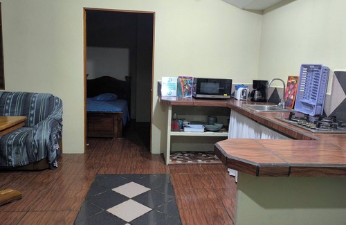 Manuel Antonio Apartamento | KIWI Apartment W/Garden at MANUEL ANTONIO/4 People/Fully Equipped Kitchen