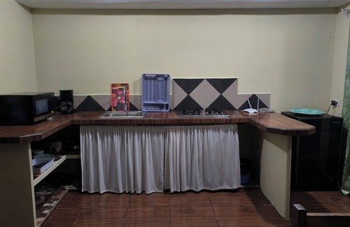 Manuel Antonio Apartamento | KIWI Apartment W/Garden at MANUEL ANTONIO/4 People/Fully Equipped Kitchen