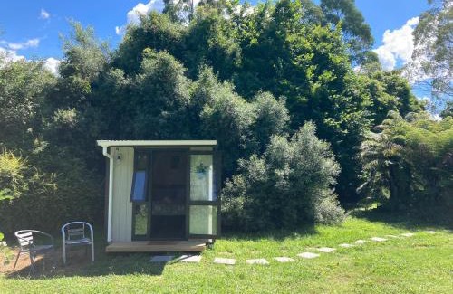 Tokaanu Casa | Kiwi cabin with geothermal pool by lake Taupo