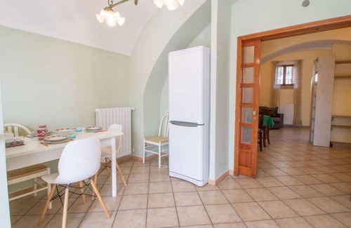 Fabrica di Roma Apartamento | Kiwi e L'uva - Tuscia by Interhome